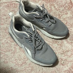 Reebok Men's Gray and White Sneakers